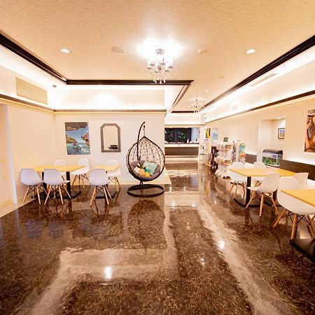 Ginowan Crystal Hotel Kültér fotó